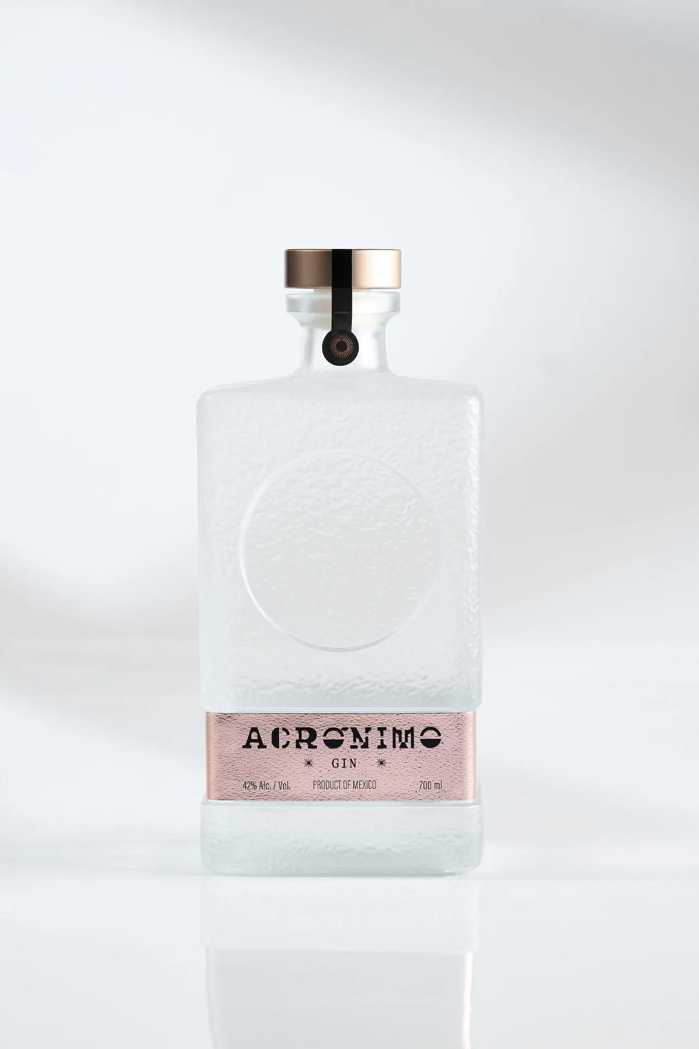 Sotol Gin vs.Traditional Gin