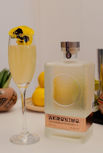 lovely cocktail with acronimo gin