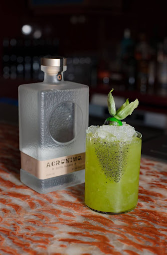 The Evolution of Gin in New York From Classic Cocktails to Local Craft Distilleries