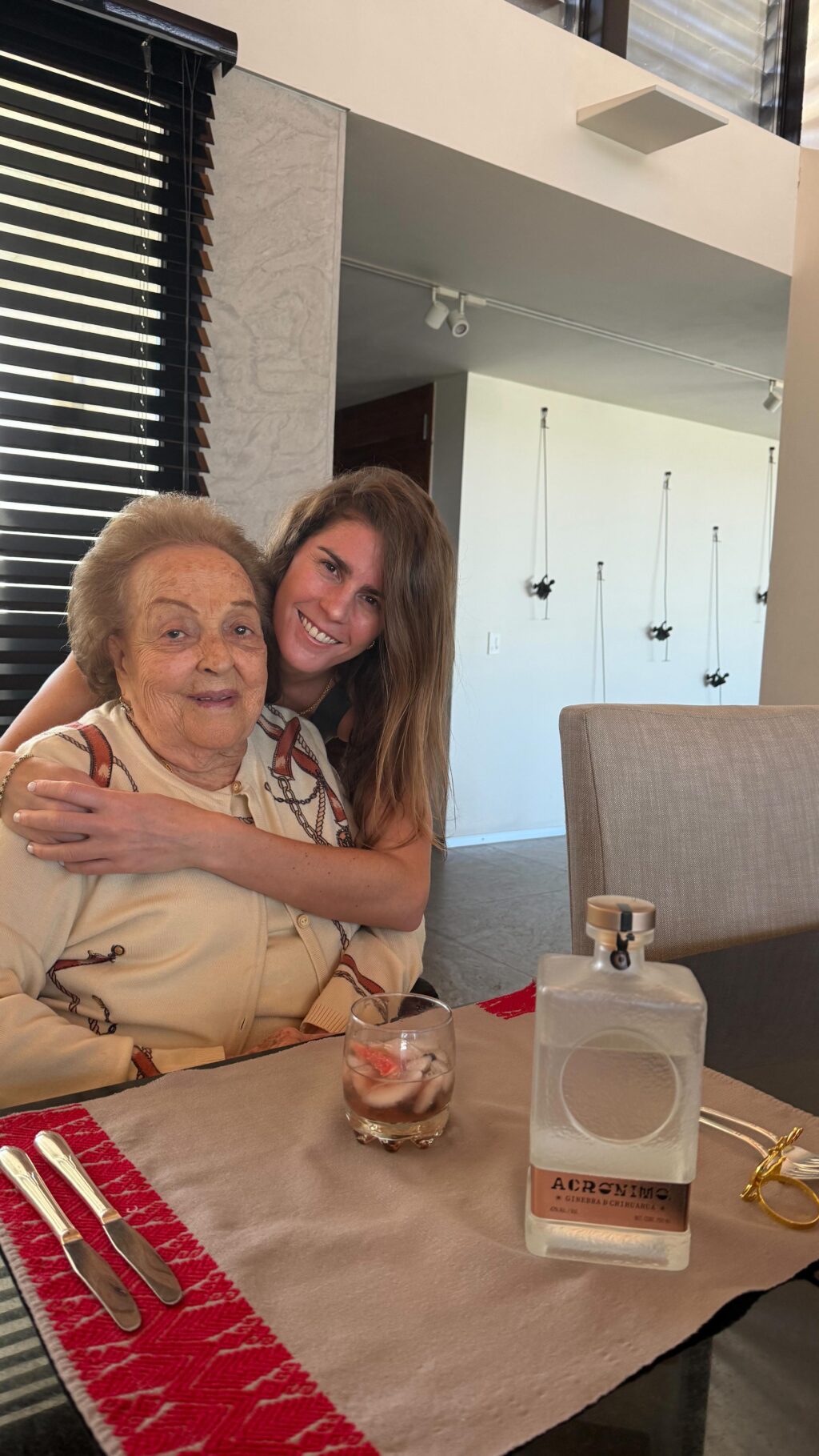 Instagram post from acronimo.spirits. This post is in position 5.