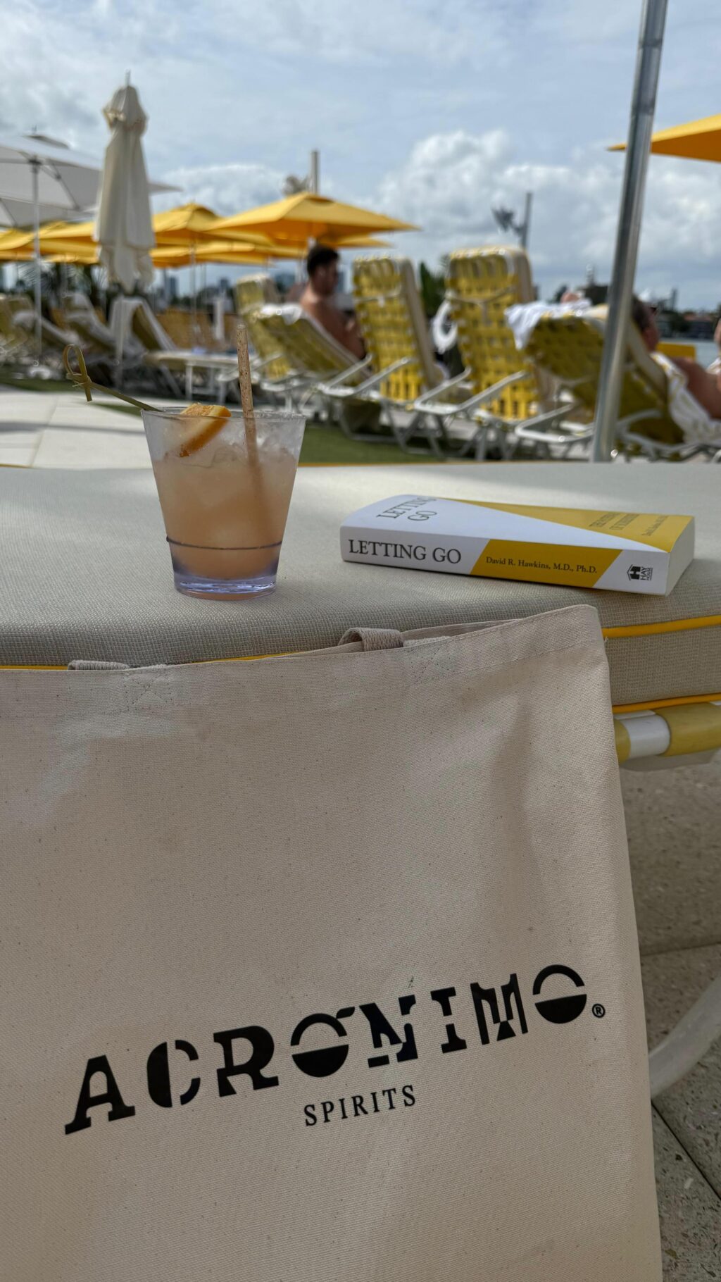 Instagram post from acronimo.spirits. This post is in position 3.