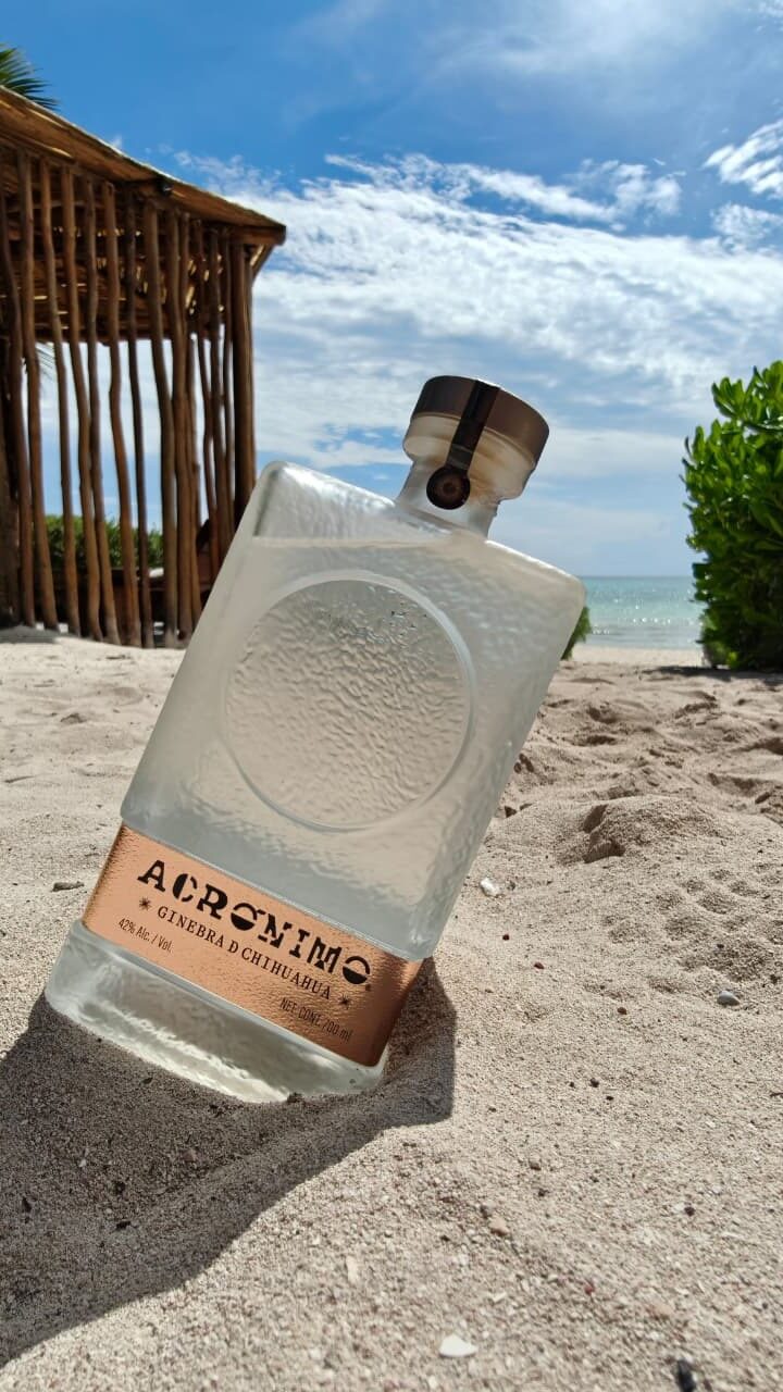 Instagram post from acronimo.spirits. This post is in position 4.